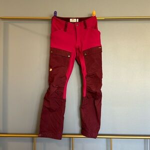 Fjall raven women’s work pants. Perfect condition. Size 29